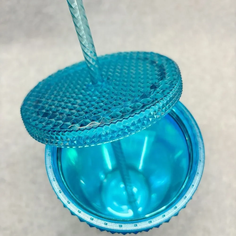 Starbucks 2023 Gradient Blue Ombre Bling Grande Cold Cup‎ 16 oz Winter